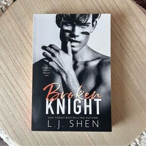 Broken Knight by LJ Shen
